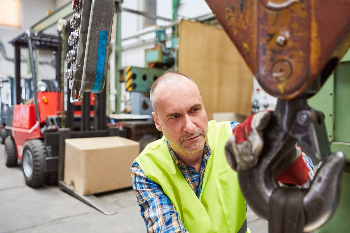 Maximising the Efficiency of Your Forklift With The Right Accessories