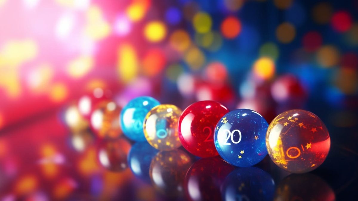 What is a prize bracket system in online lottery games?