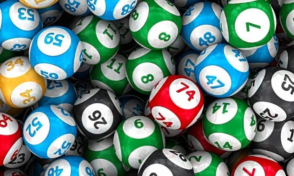 What supports player participation across lottery formats?