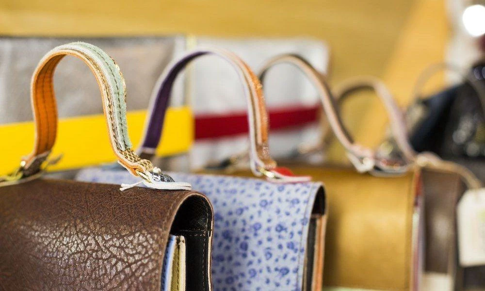 A Guide to Selecting the Ideal Mini Bag for Women