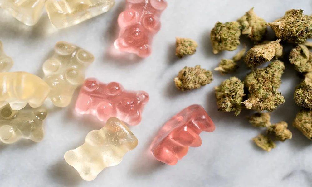 Which cannabinoids pair with Delta 9 Gummies for calmer results?