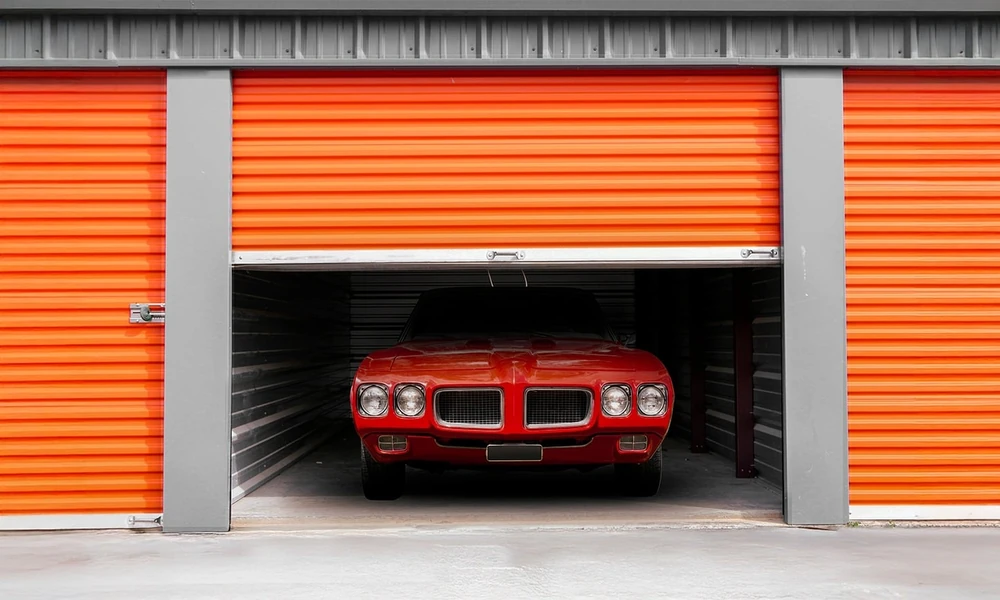 Choosing Vehicle Storage Eagle River AK for Larger Recreational Vehicles